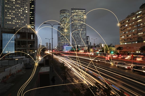 Multicore Technology — Much More Than 2 Carriers Together !